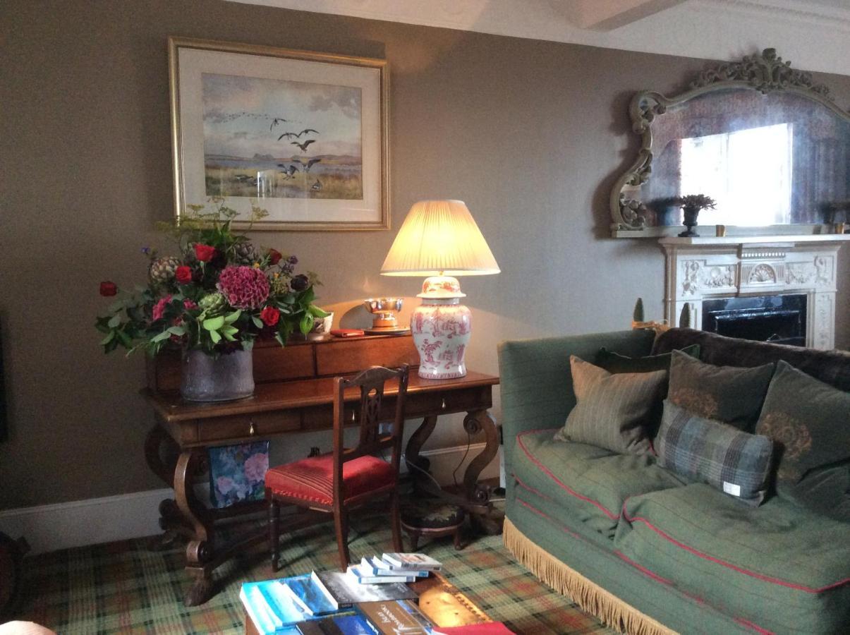 Bruichladdich Loch Gorm House Bed & Breakfast エクステリア 写真