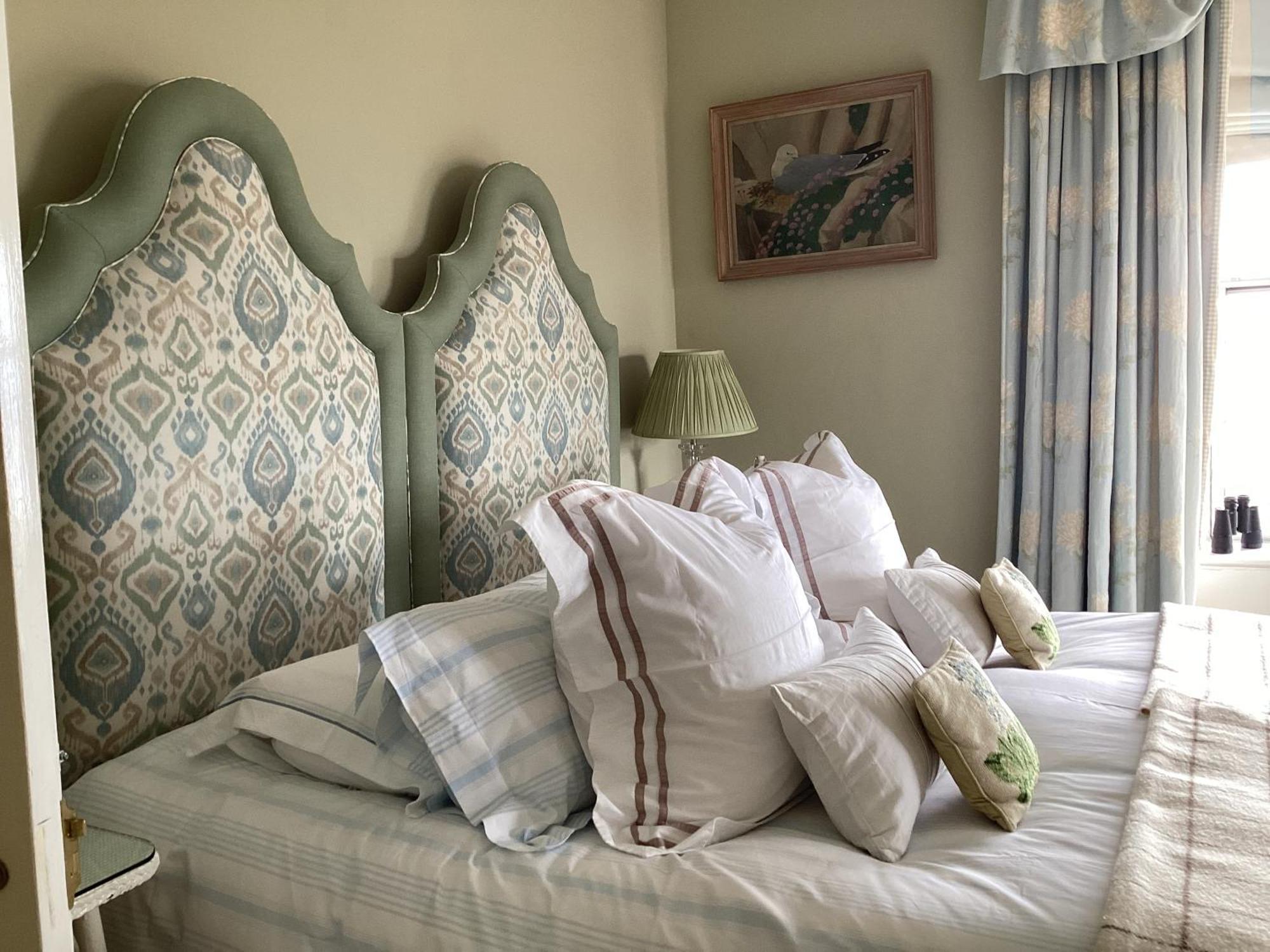 Bruichladdich Loch Gorm House Bed & Breakfast エクステリア 写真